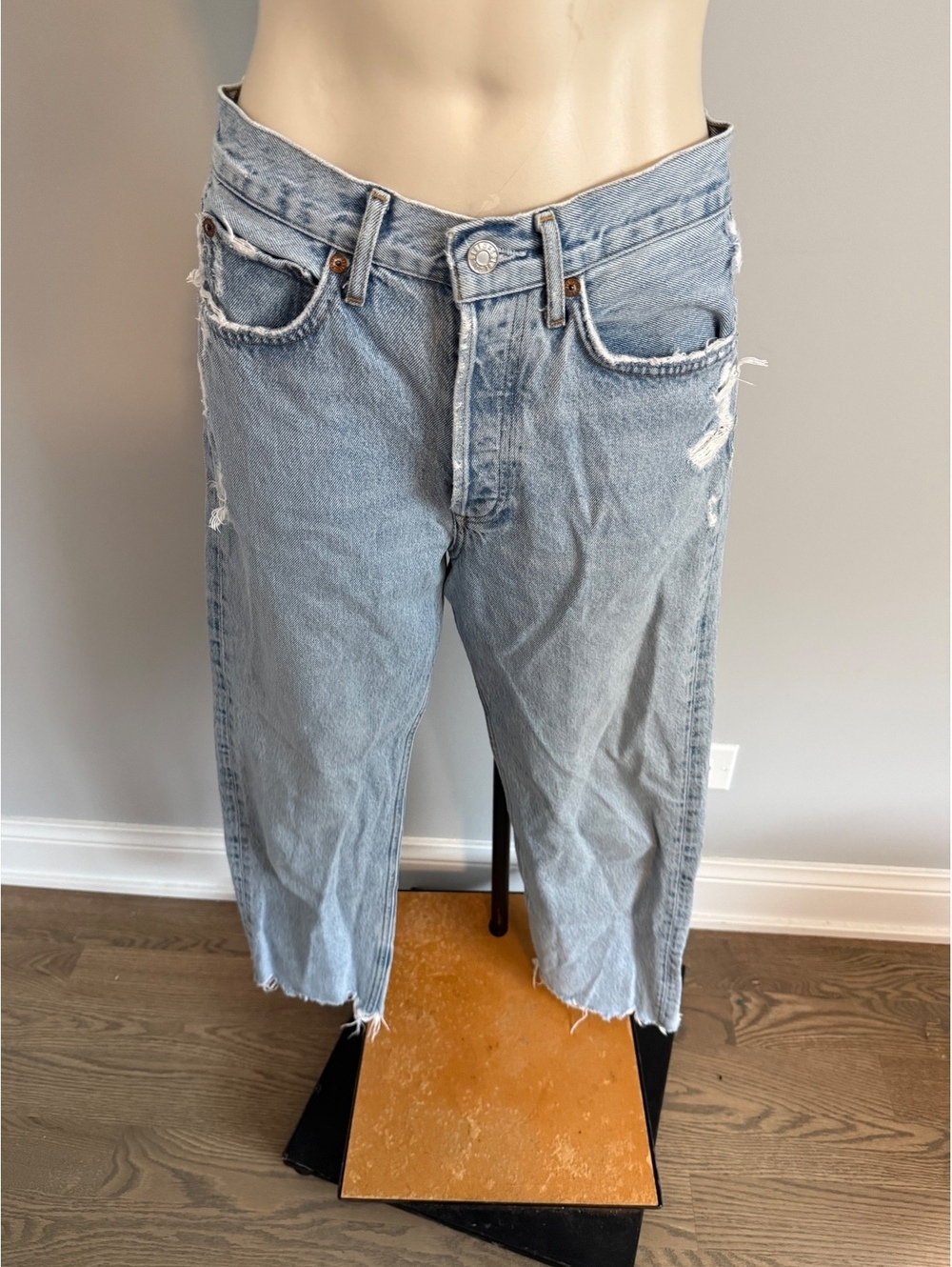 AGOLDE Women's Relaxed Fit Light Wash Distressed Jeans Size 24